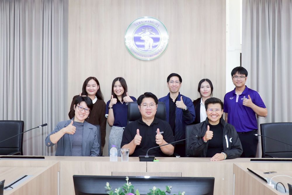 ศูนย์นวัตกรรมและการจัดการเทคโนโลยีดิจิทัล (DITC) วิทยาลัยศิลปะ สื่อ และเทคโนโลยี มหาวิทยาลัยเชียงใหม่ ได้เข้าพบ รองศาสตราจารย์ ดร. สมเกียรติ อินทสิงห์ ผู้อำนวยการโรงเรียนสาธิตมหาวิทยาลัยเชียงใหม่