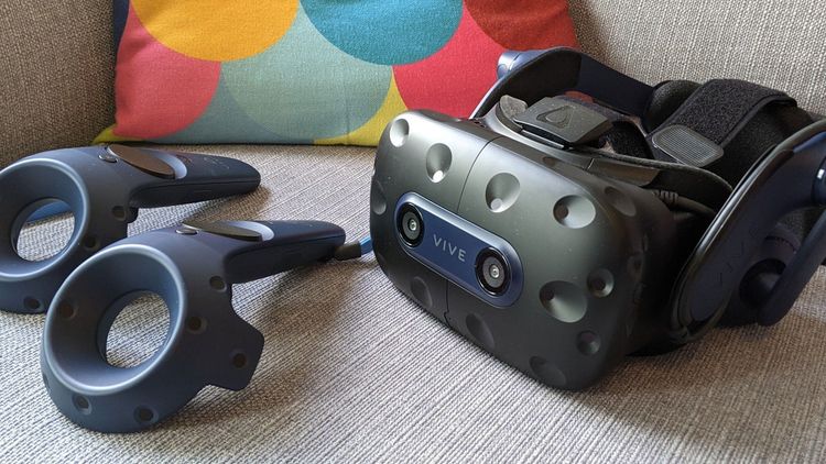 HTC Vive – อุปกรณ์ VR ระดับสูง